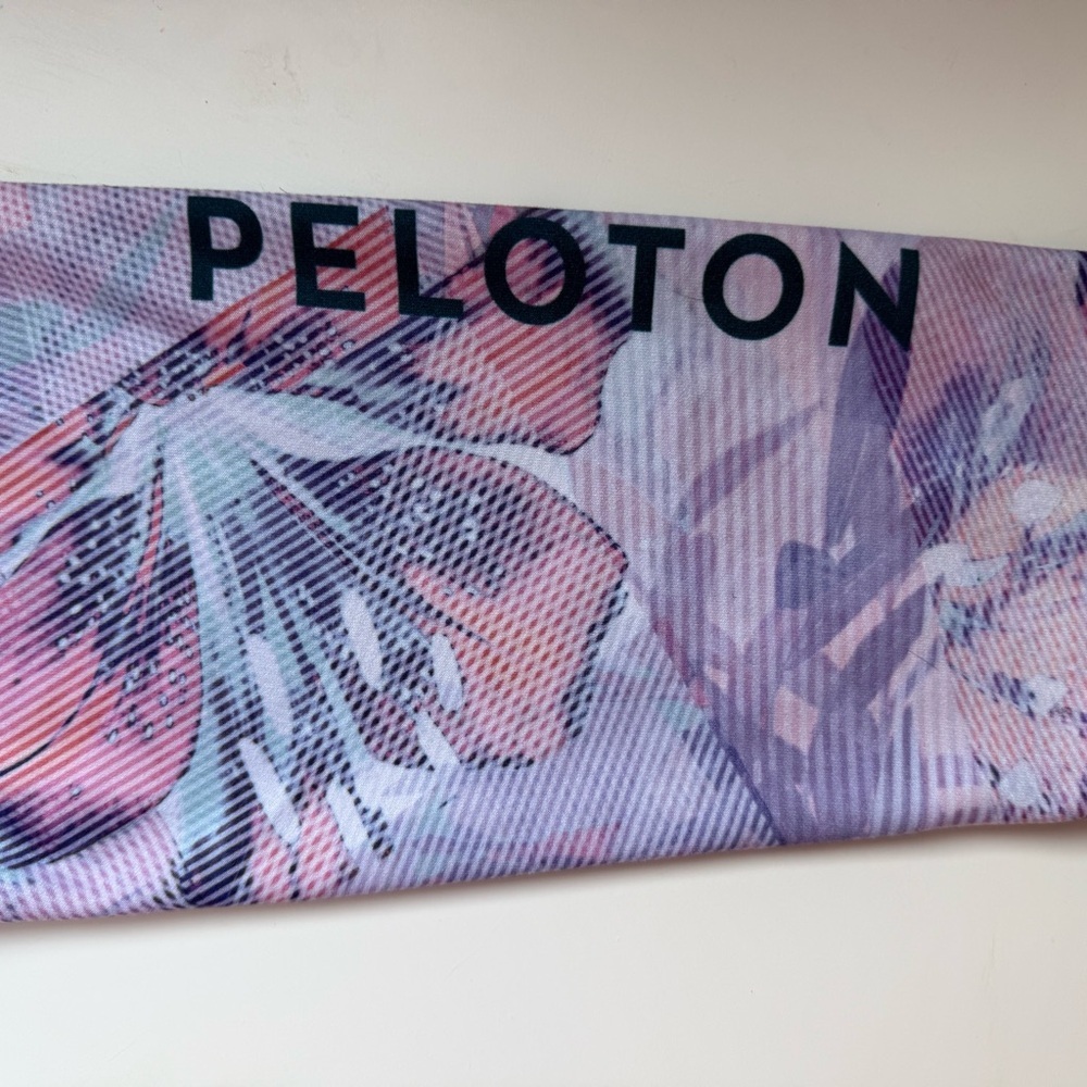 Peloton Bra & Legging set - Picture 8 of 8
